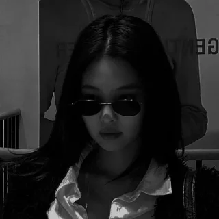 ⛸️ emoji — Jennie dark by @sxxayy Telegram sticker 9 of 21