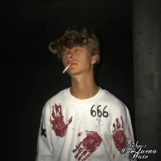 🚬 Ɓσуѕ ƒυмαηтєѕ🖤 @PeQuenaHate, стикер Telegram 20 из 120