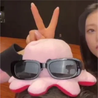 luklsanluml NWJNS @Éve에브✨Haerin_해린🍅🐸