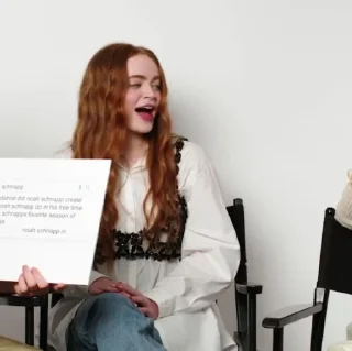 🍢 Sadie sink , @STICKERBAR, Telegram sticker 24 of 60