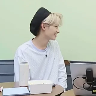 🌁 Felix,, sticker Telegram 23 sur 92