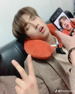 🌟 emoji Stray kids Telegram sticker 1 of 81