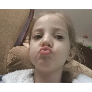 💋 emoji Алиса блогерша Telegram sticker 2 of 12
