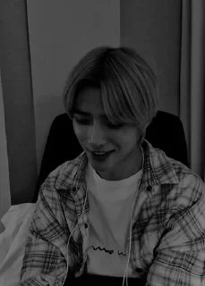 🖤 emoji чб бомгю @irene_help Telegram sticker 14 of 19