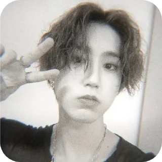 Sticker from han Jisung.