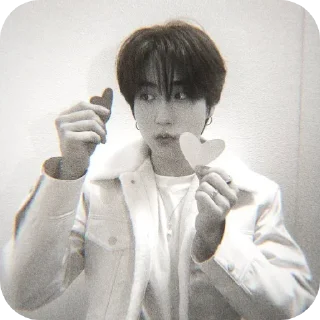 Sticker from han Jisung.