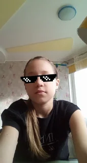 Sticker from 4Е предстовляет