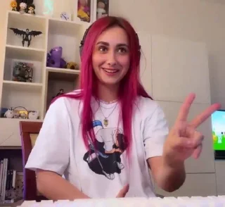 🌟 emoji ксюша коба @vishenkadreka Telegram sticker 1 of 120