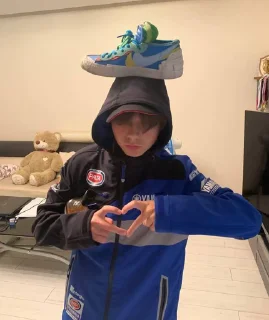 ❤️ emoji крутые ребята Telegram sticker 21 of 49