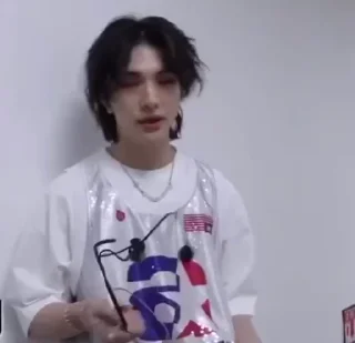 Sticker from HYUNJIN @TR1_T