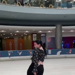 🌟 emoji Just skating girl Telegram sticker 9 of 23