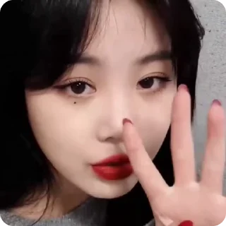 Sticker from soojin @cheminnn