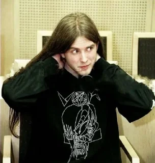 Sticker from металюжки🖤 @Imaaamber