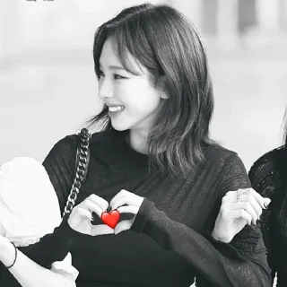 Sticker from @karinaarchiveeun