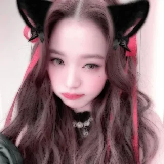 🌟 emoji Вонёна амежка течная 😍😍 Telegram sticker 3 of 9