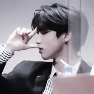 🌟 emoji ~•[han jisung]•~ Telegram sticker 17 of 20