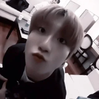 🌟 emoji ~•[han jisung]•~ Telegram sticker 2 of 20