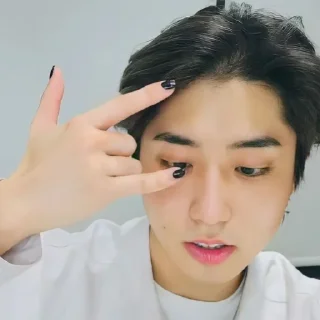 🤟 emoji HAN JISUNG STRAY KIDS Telegram sticker 7 of 62
