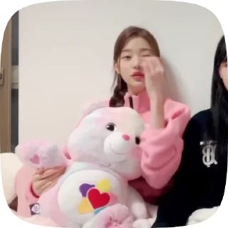 Sticker from 👛 #WONYOUNG ➪ @chipastik