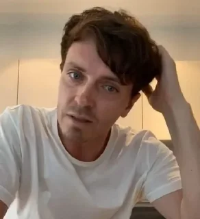 🤔 emoji что то на гейском Telegram sticker 20 of 33