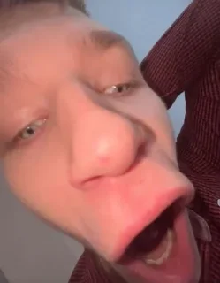😲 emoji курин или увенздей?? Telegram sticker 2 of 26