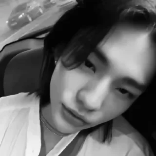 😗 emoji hyunjin fr @han_leekn Telegram sticker 6 of 45