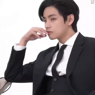 Sticker from @jsiinymenj - taehyung