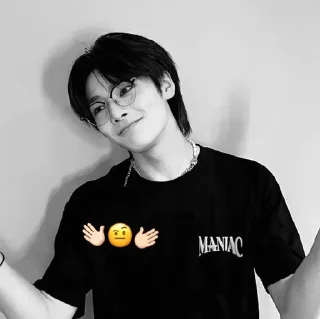 Sticker from 𝑖𝑛𝑛𝑖𝑒°•♡