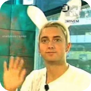 Sticker from @eminem_archivel smile eminem 😀