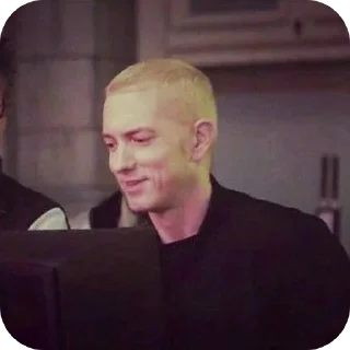 Sticker from @eminem_archivel smile eminem 😀