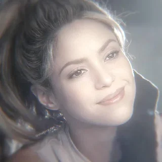 ⭐️ emoji Shakira❤️ @Stikerhi_bot Telegram sticker 18 of 19