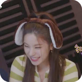 Sticker from yeji @itzytimee