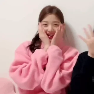 Sticker from wonyoung @stick1lover