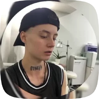 🌟 emoji у vikichiks сотка 2.0 Telegram sticker 13 of 47