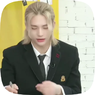 💨 emoji hyunjin frᴏʍ @fiestahelpik Telegram sticker 12 of 15