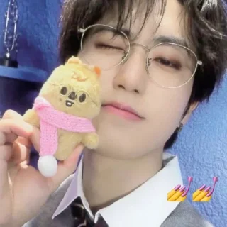Sticker from Jisung @qkuanl
