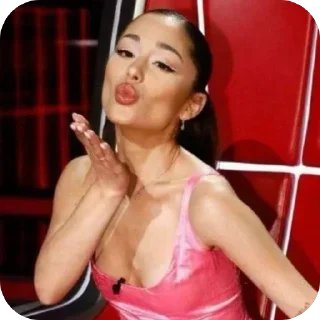 💗 emoji ariana by @msqzx Telegram sticker 3 of 57