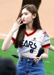 💋 emoji Leeseo mish♡ Telegram sticker 21 of 31