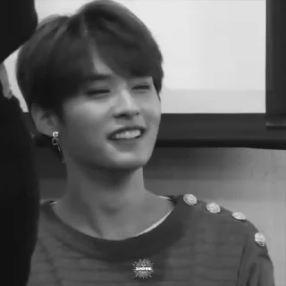 ⭐️ emoji minho bw @inliffe Telegram sticker 6 of 26