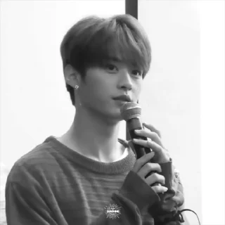 ⭐️ emoji minho bw @inliffe Telegram sticker 22 of 26