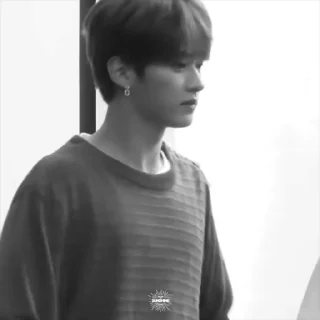 ⭐️ emoji minho bw @inliffe Telegram sticker 3 of 26