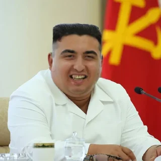 😀 emoji Стикеры с молдавским лицом Telegram sticker 12 of 26