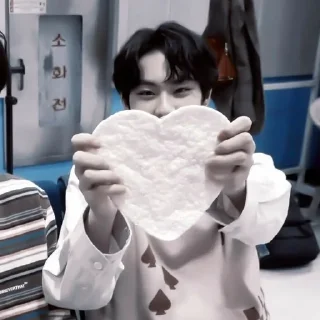 💗 emoji jungwon enhypen. @akilenhelp Telegram sticker 16 of 43