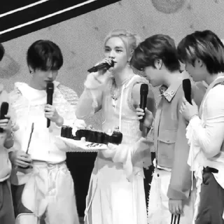 ⭐️ emoji hyunjin bw @inliffe Telegram sticker 19 of 20