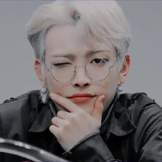 ⚜ emoji 𝐈𝐭’𝐬 𝐋𝐨𝐜𝐤𝐥𝐞𝐲, 𝐛¡𝐭𝐜𝐡 Telegram sticker 22 of 120