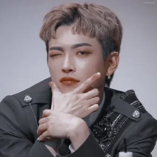 ⚜ emoji 𝐈𝐭’𝐬 𝐋𝐨𝐜𝐤𝐥𝐞𝐲, 𝐛¡𝐭𝐜𝐡 Telegram sticker 24 of 120
