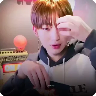 Sticker from 🍬’SUNOO