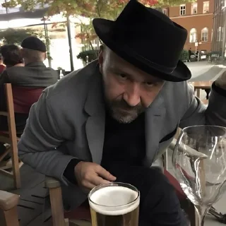 🍺 emoji Shnurov| @suoksiiiopinion Telegram sticker 7 of 30