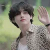 🤩 emoji tae by @premstrs @TgEmojis_bot Telegram sticker 15 of 56