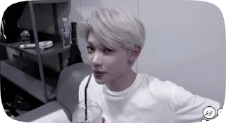 💋 emoji Джинни испытывает иу @moimuzhjisung Telegram sticker 21 of 24